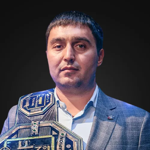 Александр Гурьянов