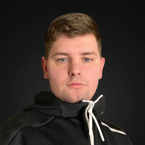 Илья Горячев