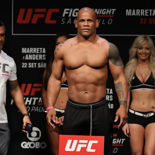 Гектор Ломбард на UFC