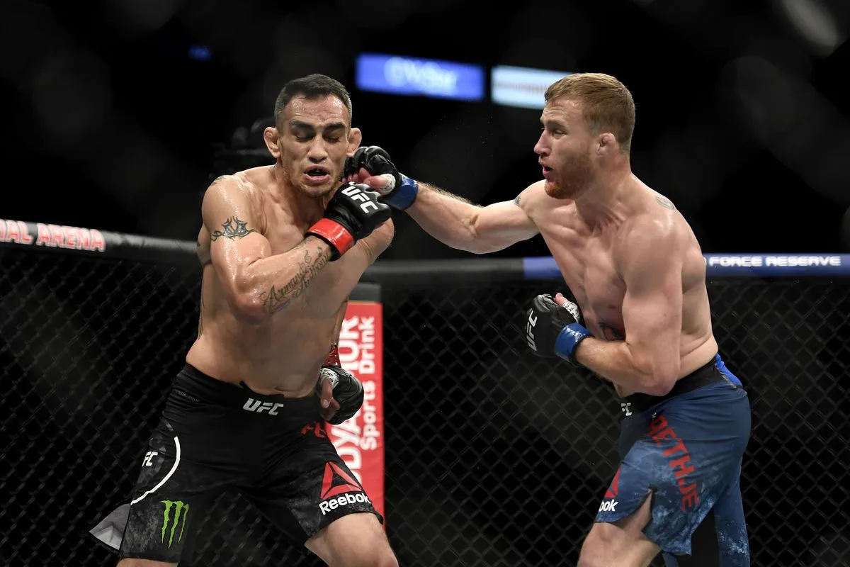 Фергюсон сенсационно проиграл UFC 249. Говорит, что готовился к Хабибу, но все винят двойную весогонку