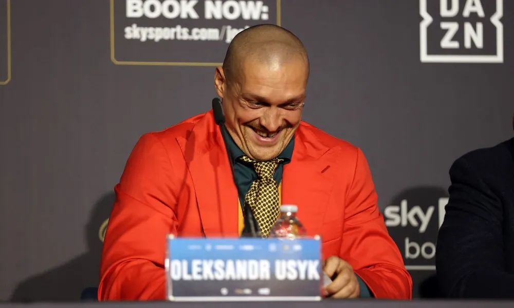 Александр Усик