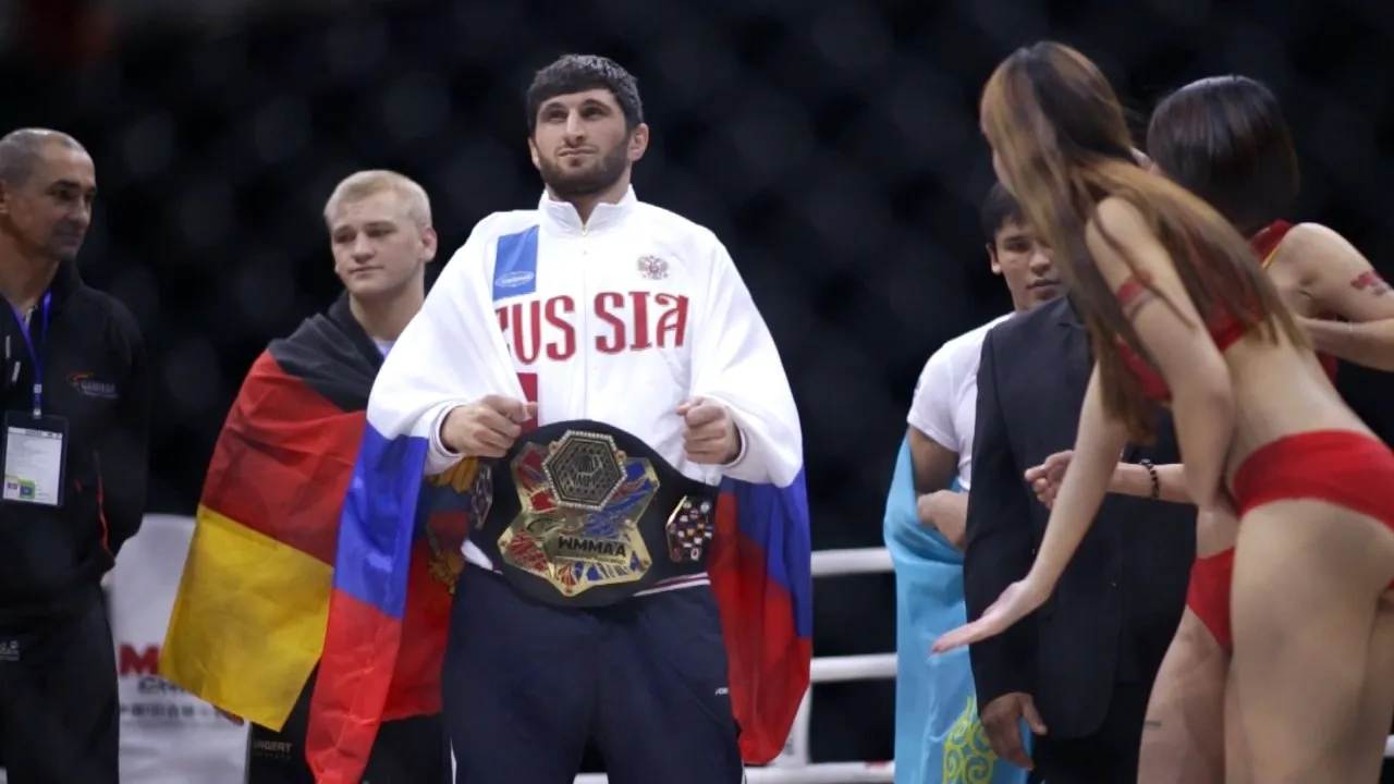 Магомед Анкалаев на чемпионате мира по ММА