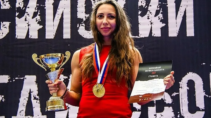 Ангелина Семенова