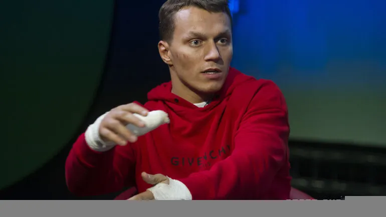 Артем Тарасов