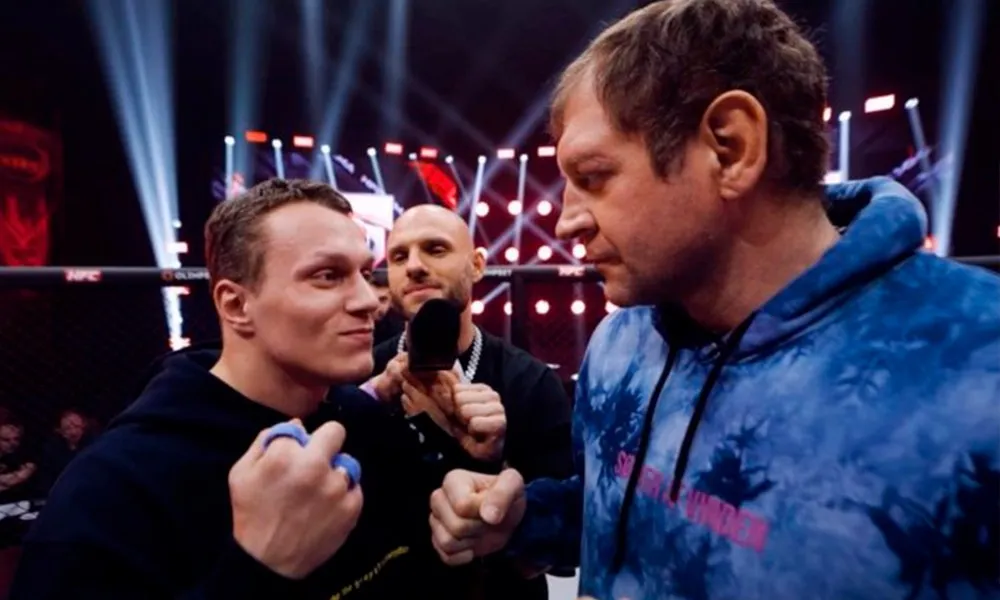 Артем Тарасов — Александр Емельяненко