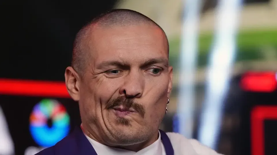 Александр Усик