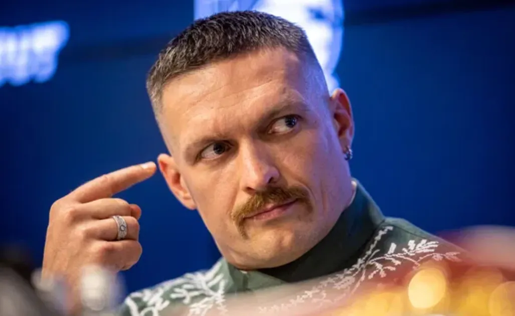 Александр Усик