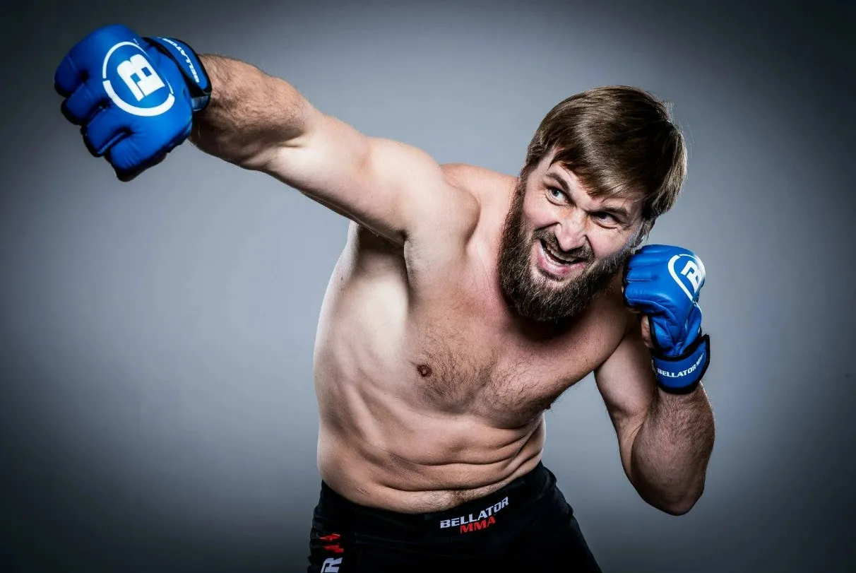 Виталий Минаков