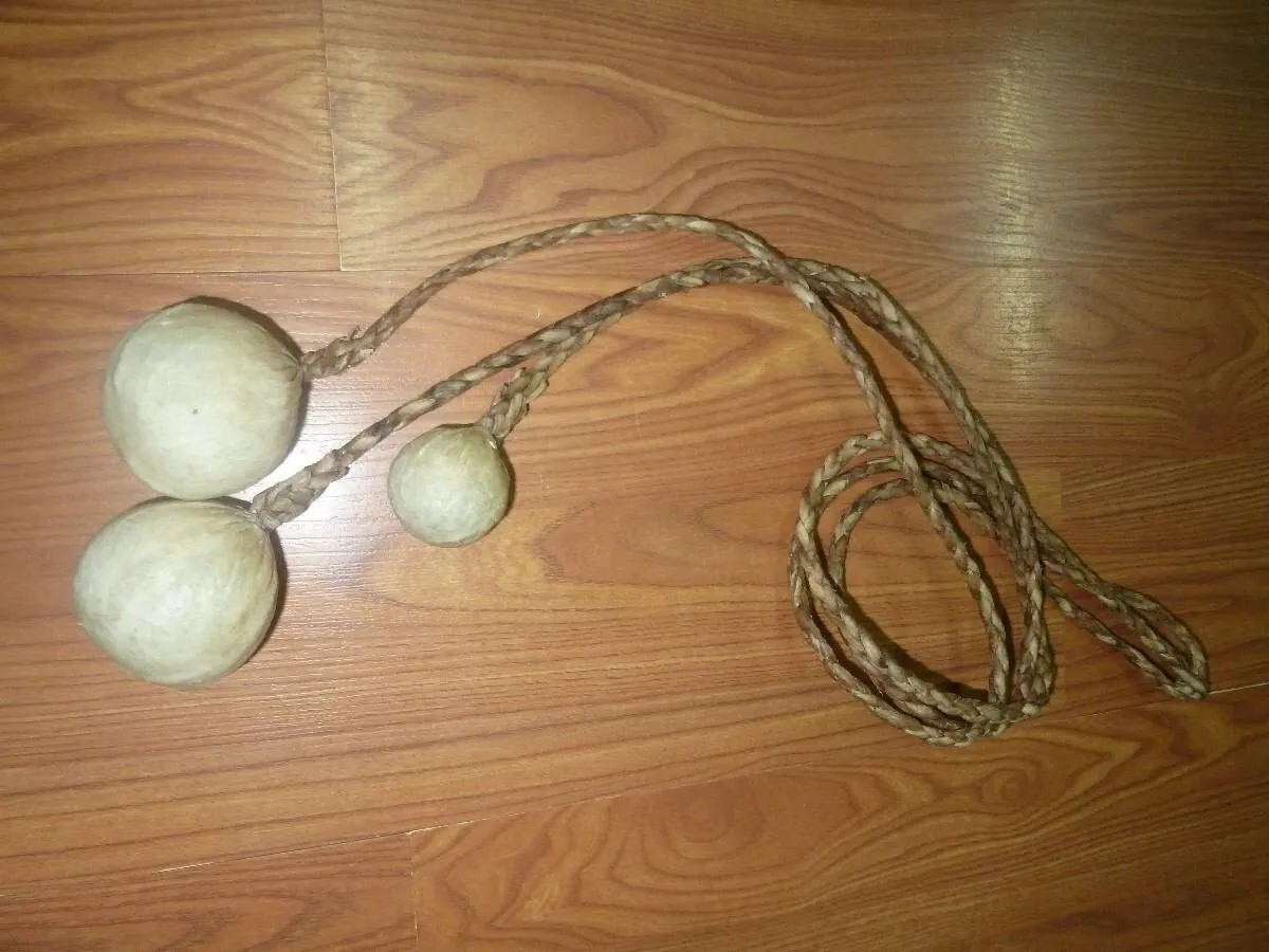 Болас