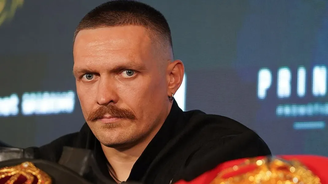 Александр Усик