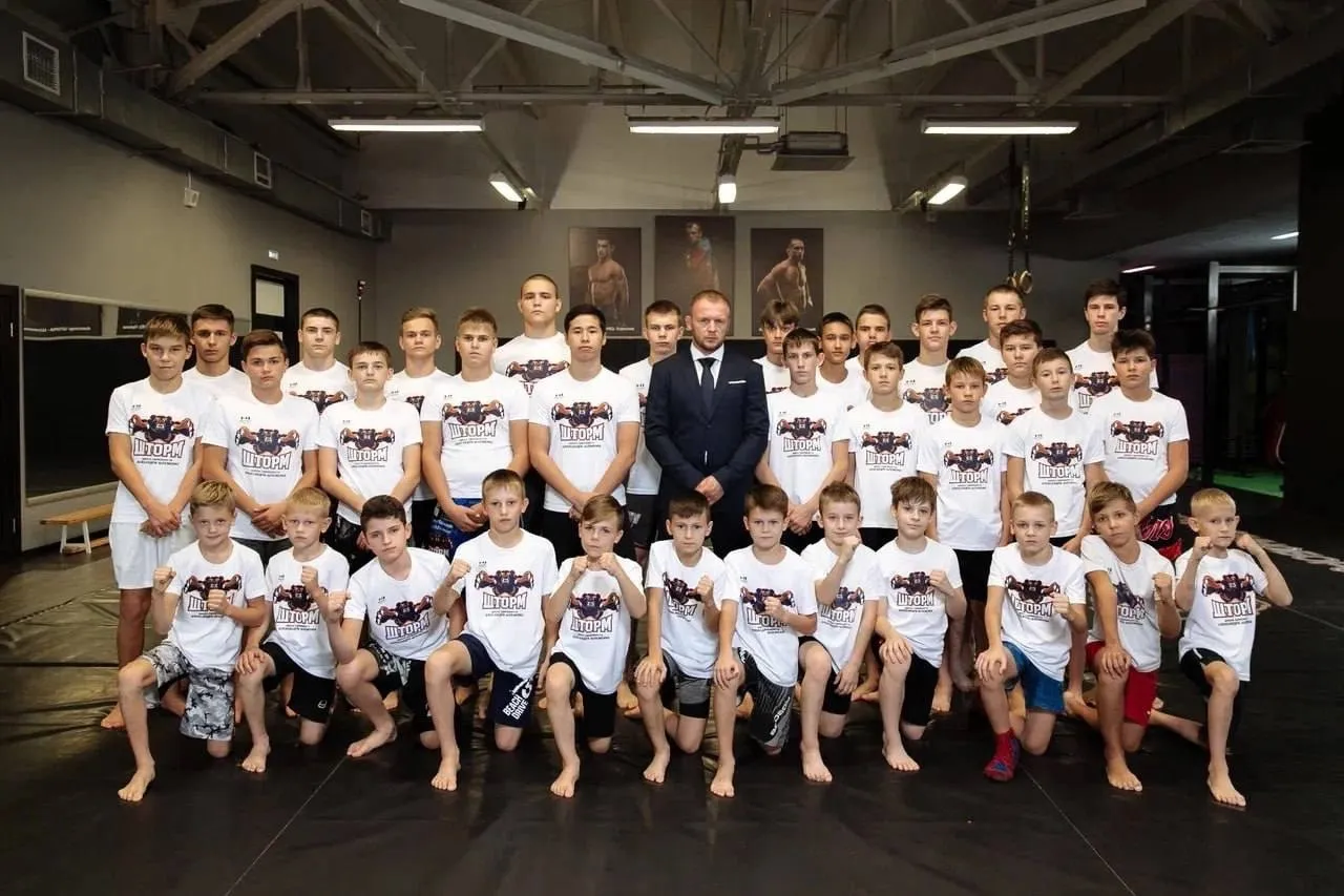 Александр Шлеменко с воспитанниками