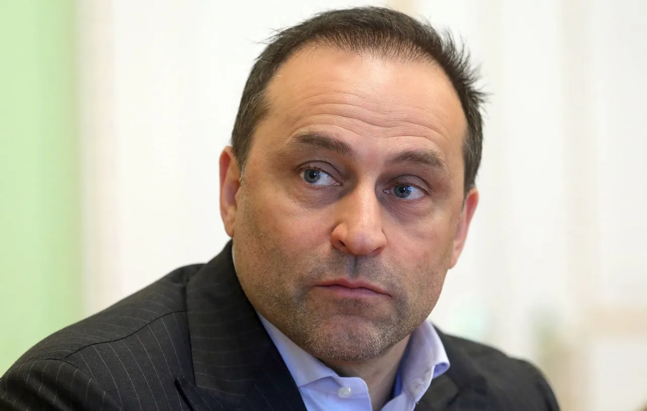 Дмитрий Свищев