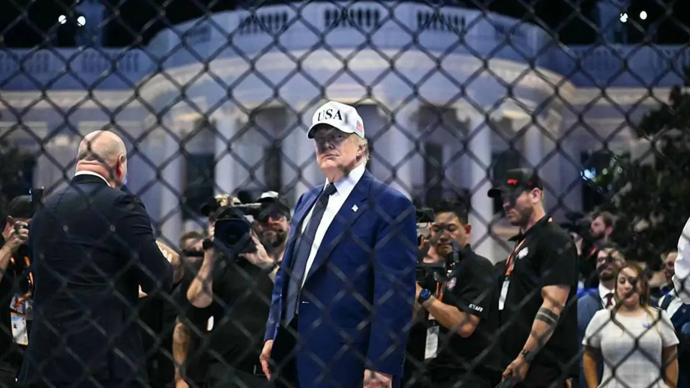 Дональд Трамп на турнире UFC в Белом доме