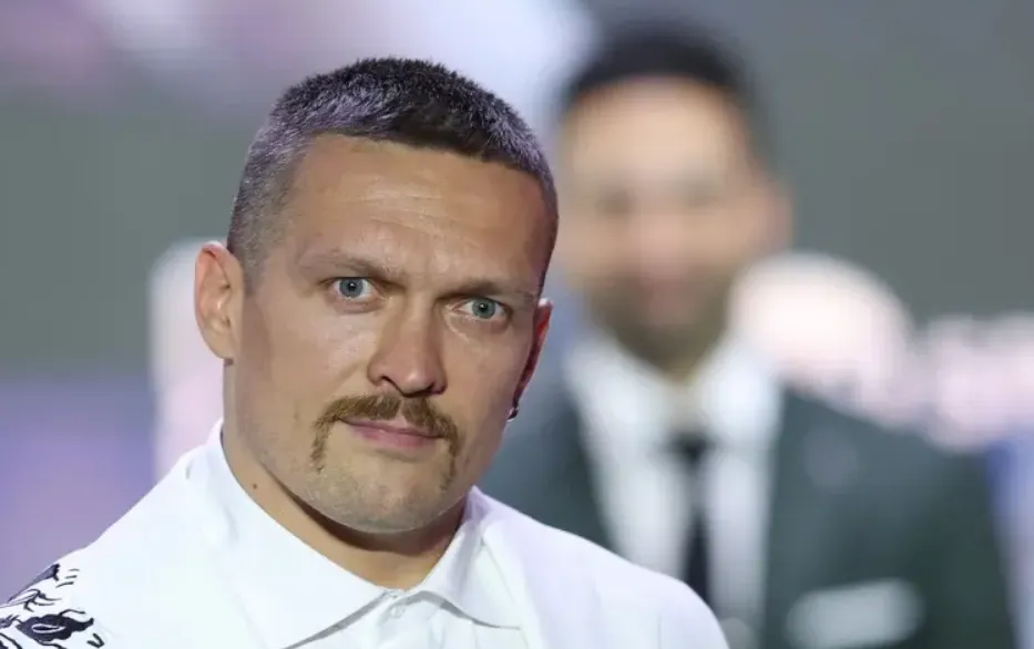 Александр Усик