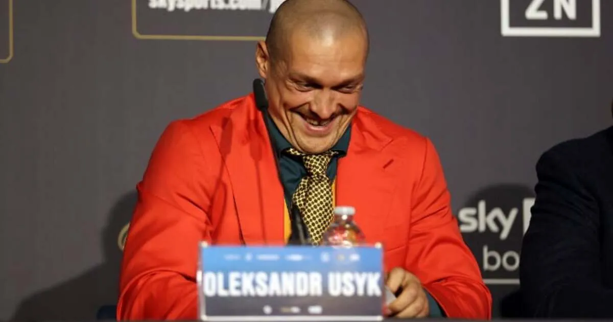 Александр Усик