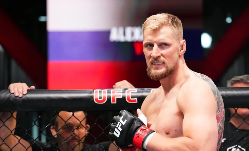 Александр Волков