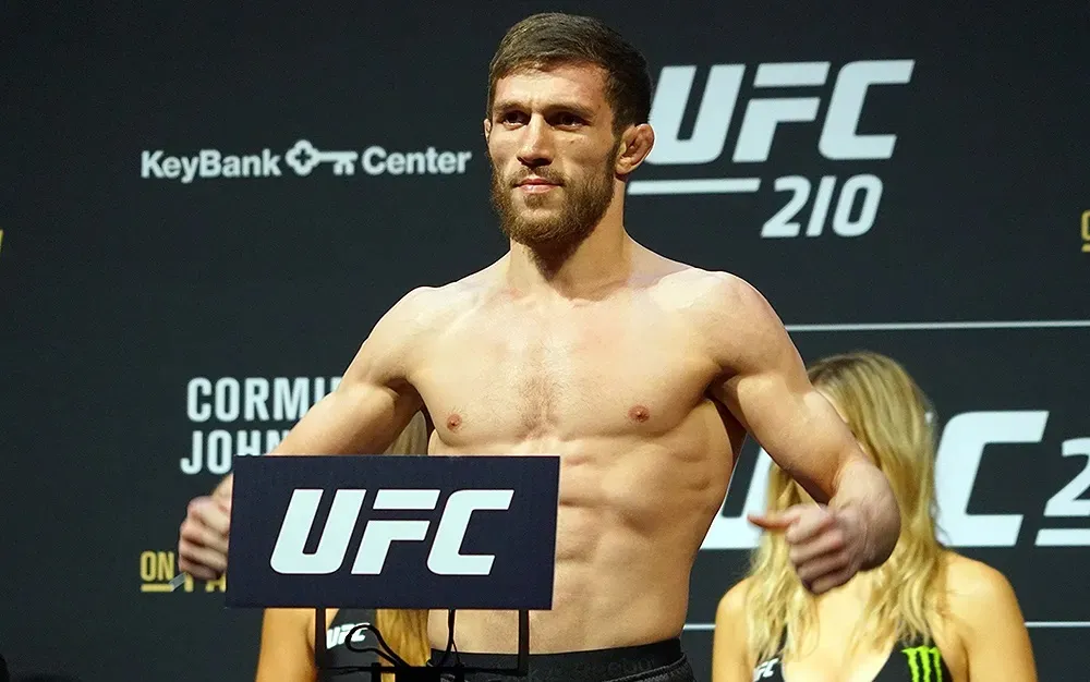 Магомед Бибулатов провел три боя в UFC