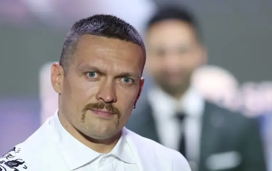 Александр Усик