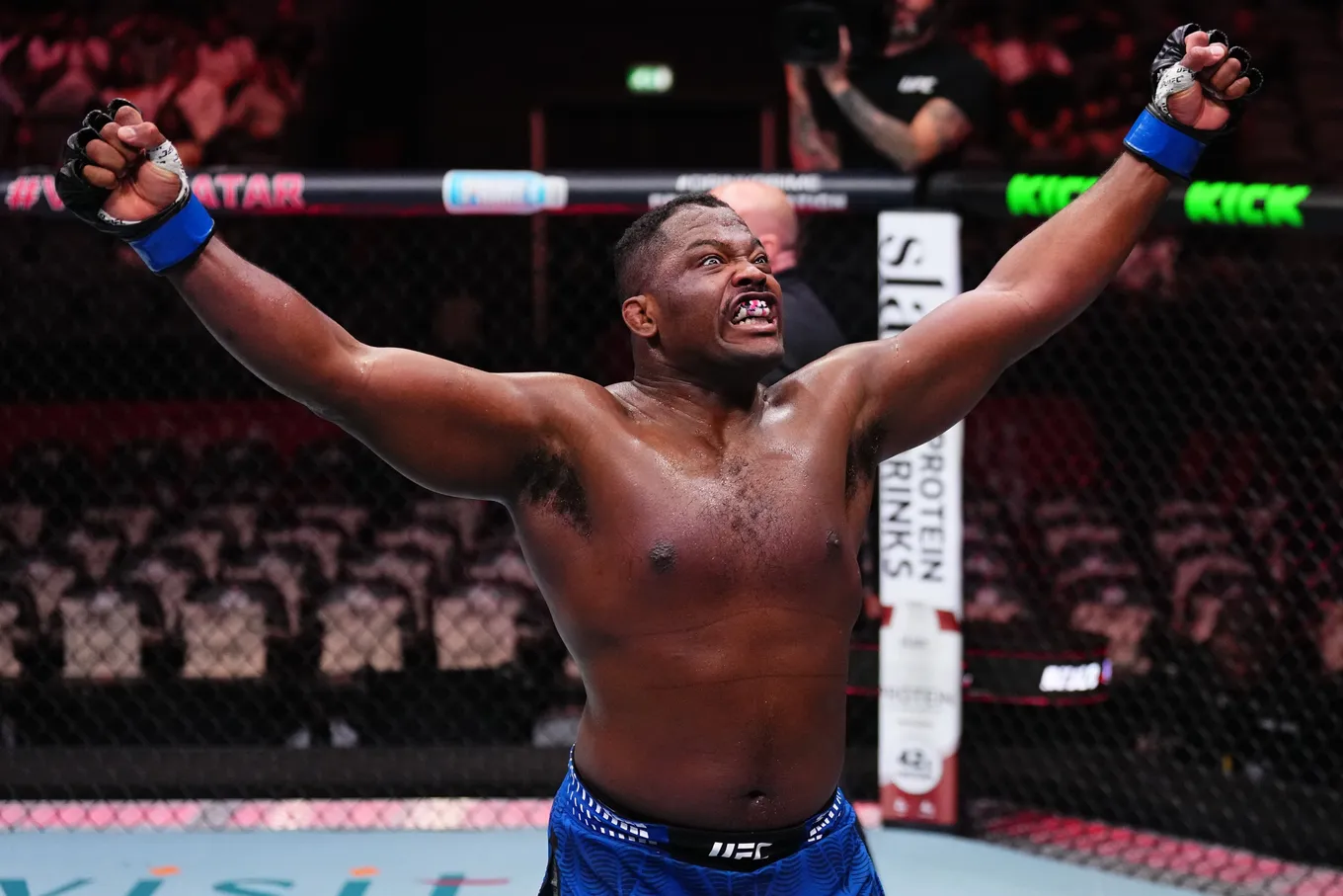 Дензел Фримен дебютировал в UFC с победы