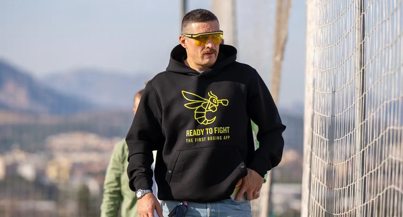 Александр Усик