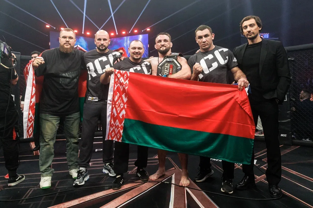 Дмитрий Арышев находился в углу Владислава Ковалева на RCC 23