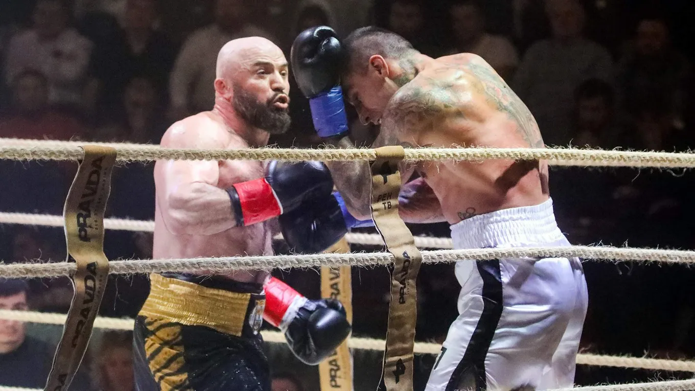 Магомед Исмаилов победил Александра Илича