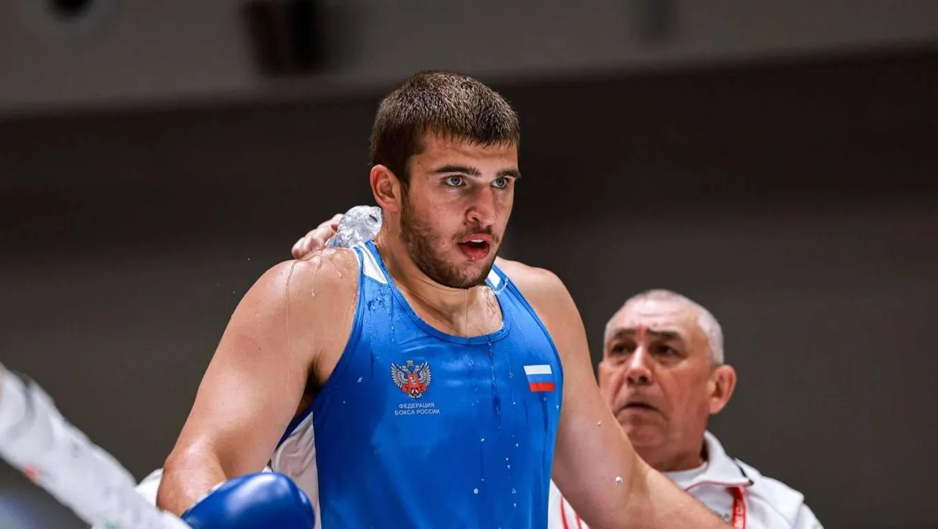 Давид Суров