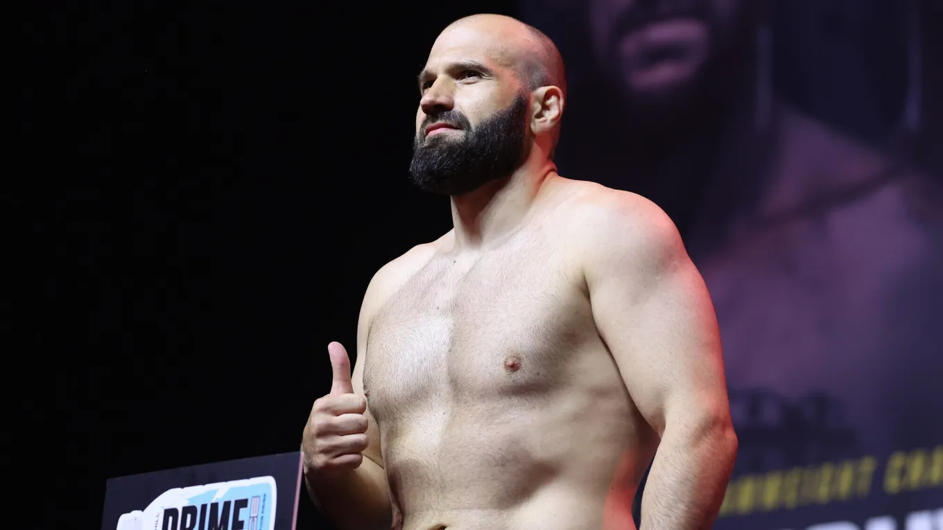 Азамат Мурзаканов