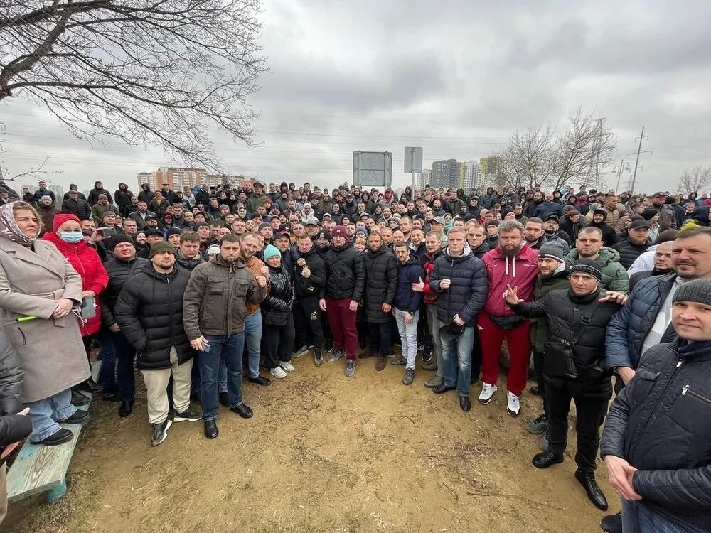Митинг против строительства мечети на месте Святого Православного озера с участием Дивнича