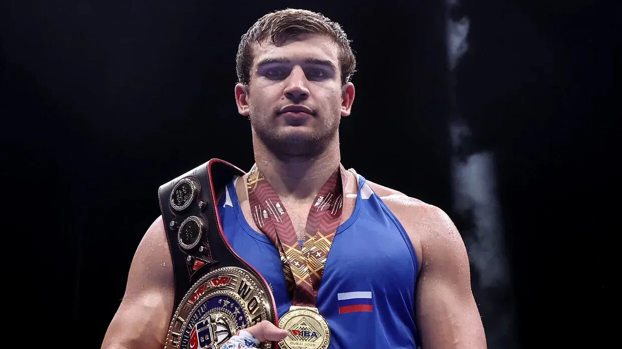 Давид Суров