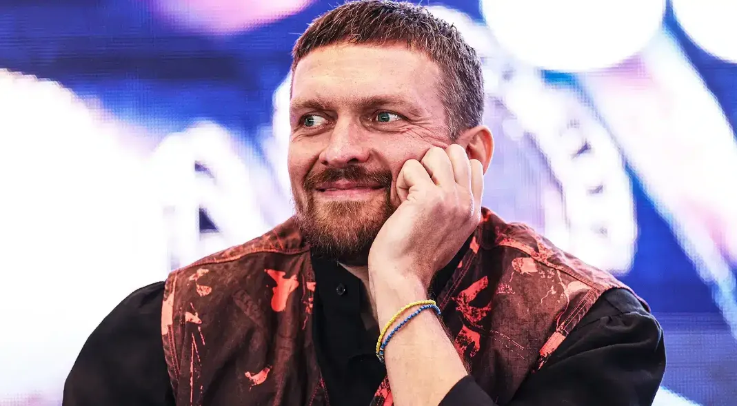 Александр Усик