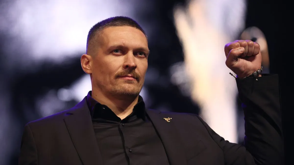 Александр Усик
