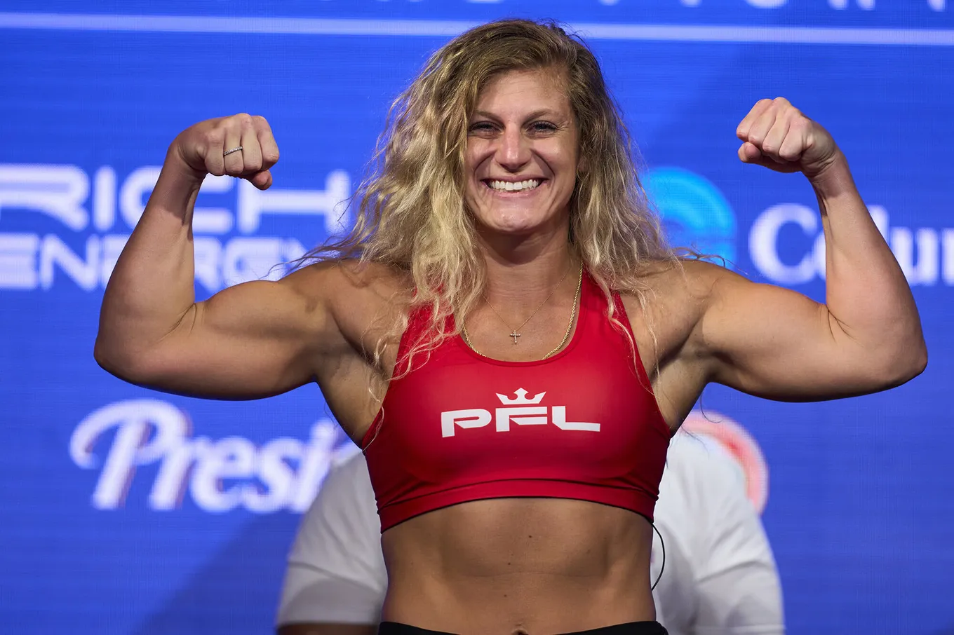 Звезда PFL Кайла Харрисон дебютирует в PFL