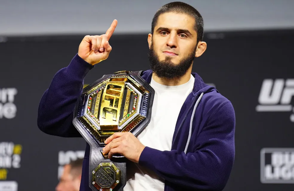 Ислам Махачев