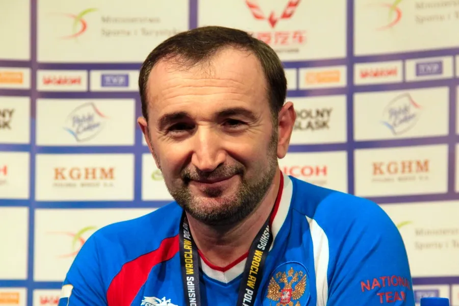 Казбек Золоев