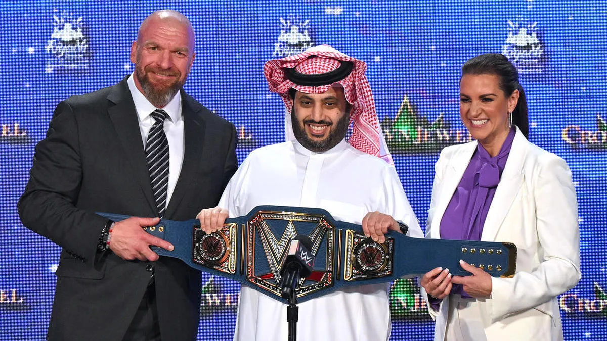 Triple H, Турки Аль аш-Шейх и Стефани Макмэн