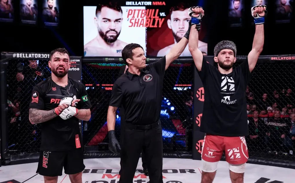 Александр Шаблий вышел в финал Гран-при легковесов Bellator