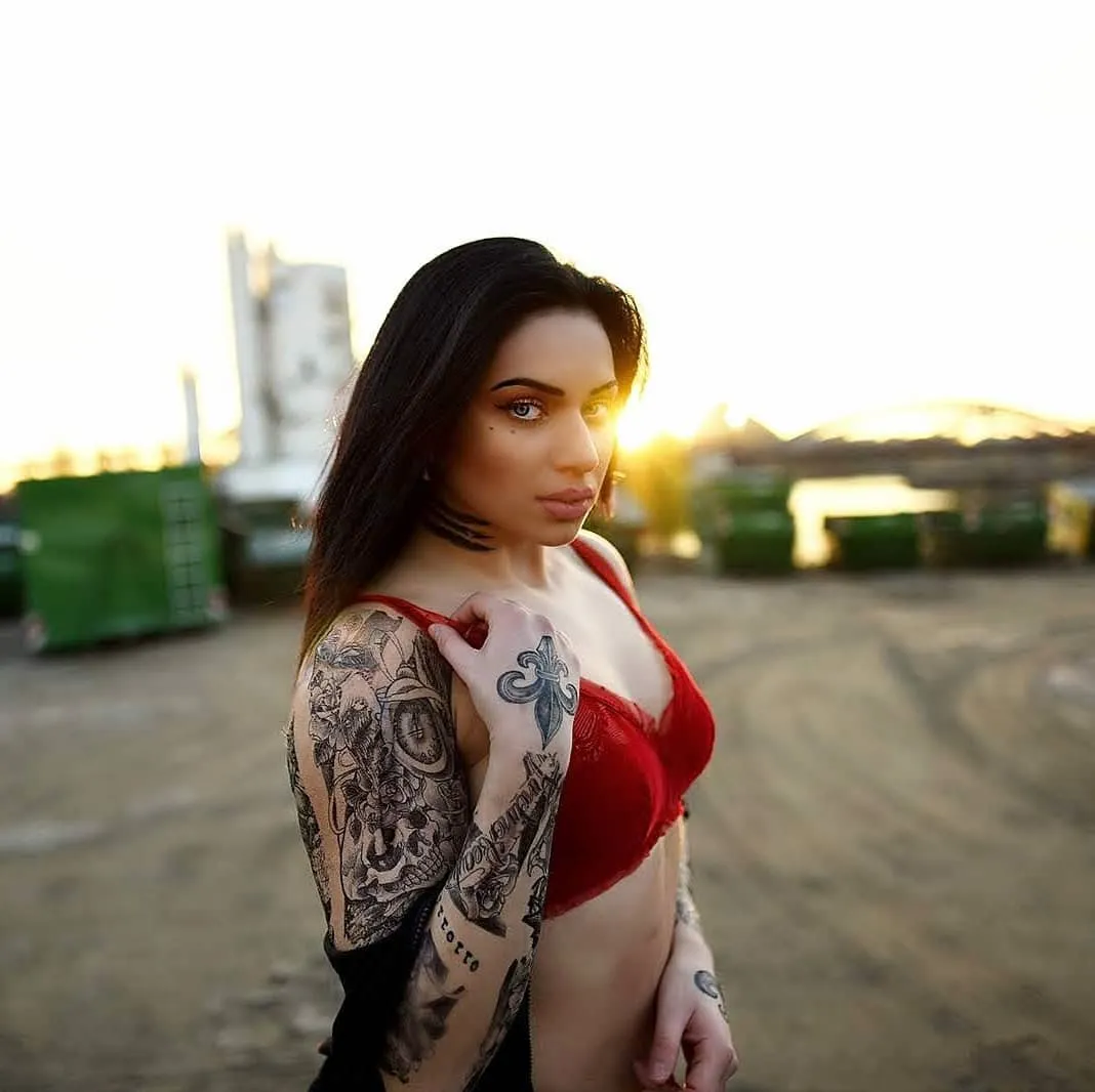 Джулия Пажич