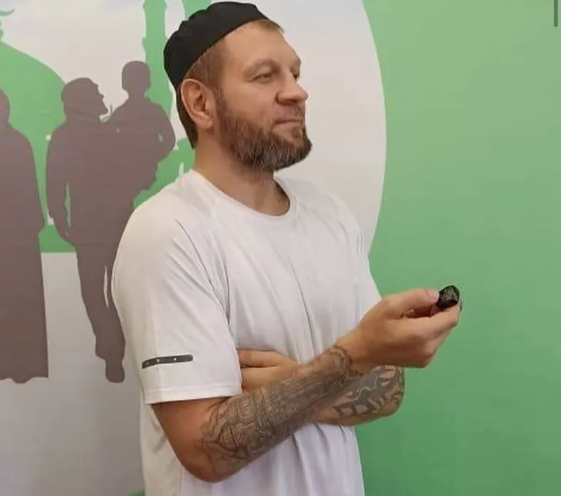 Александр Емельяненко