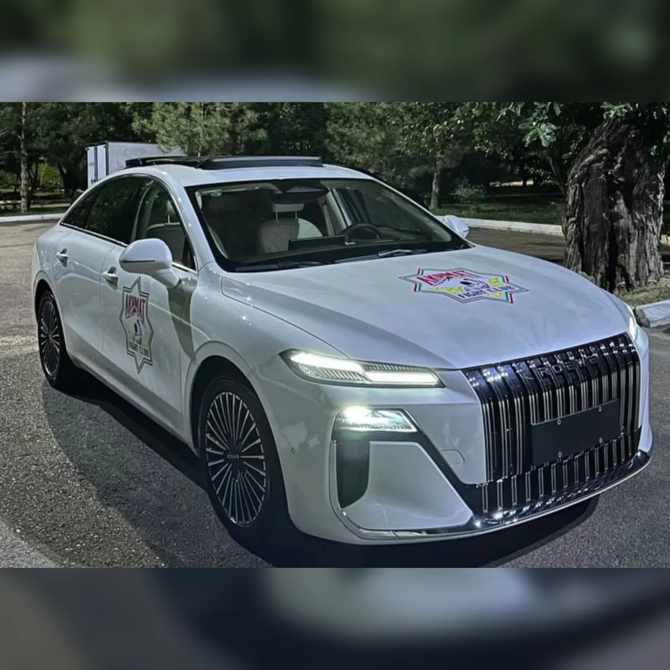 Roewe M7 DMH