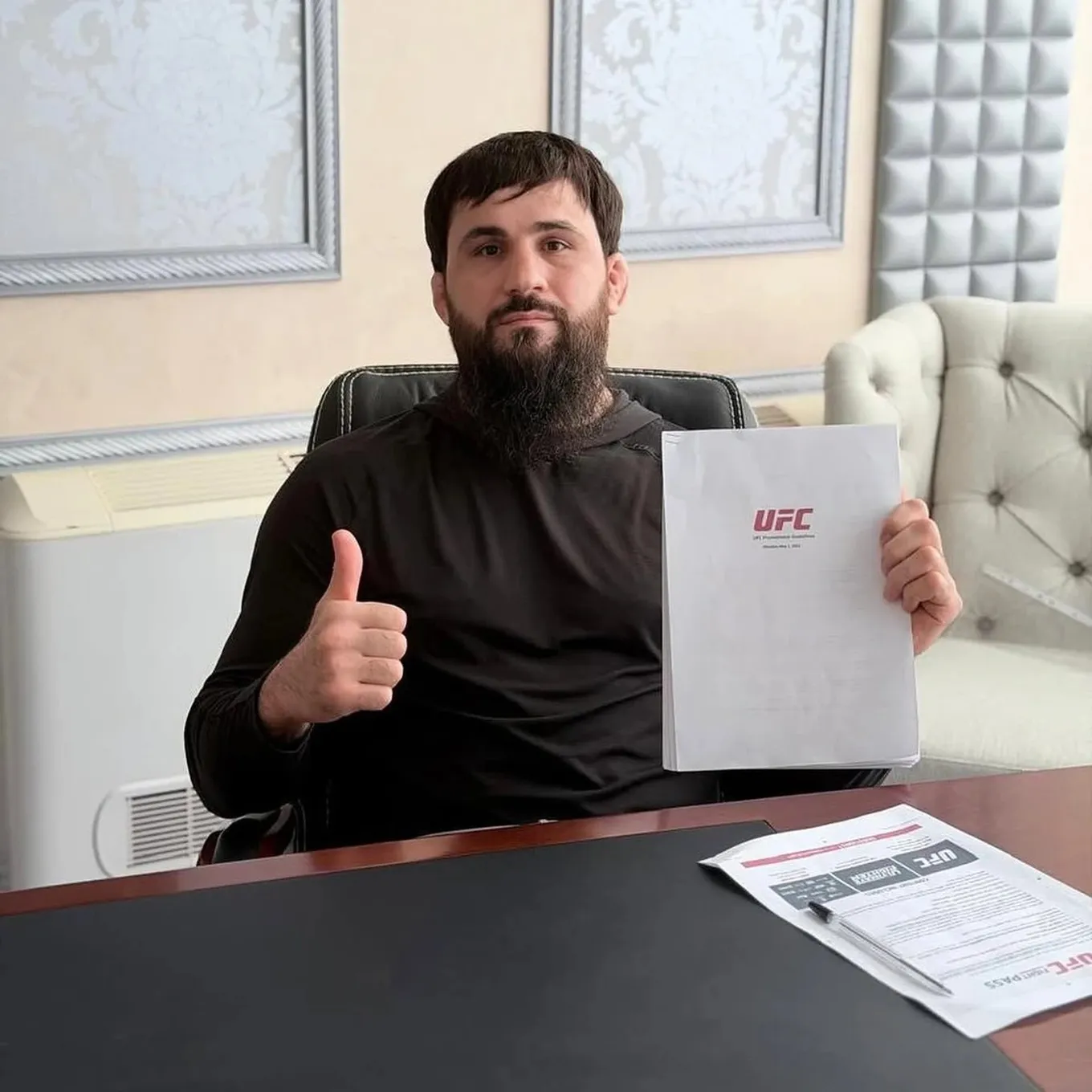 Абубакар Вагаев официально подписал контракт с UFC