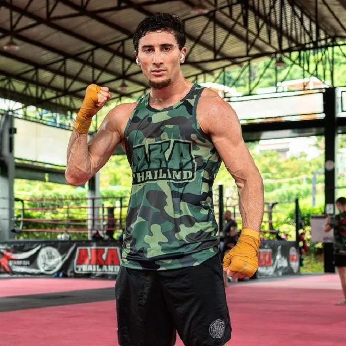 Ислам Муртазаев