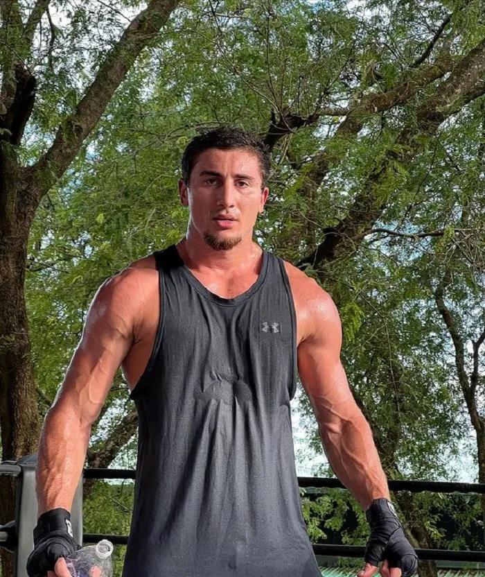 Ислам Муртазаев