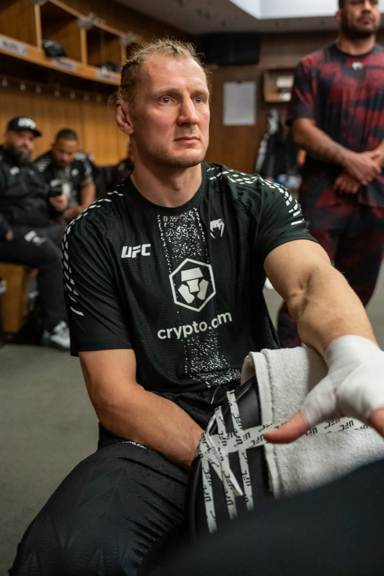 Александр Волков