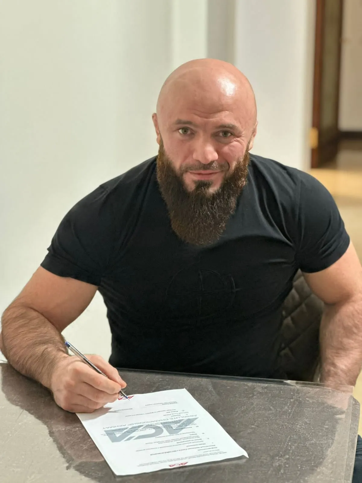 Магомед Исмаилов подписал контракт с ACA