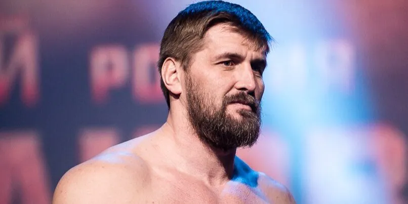 Виталий Минаков