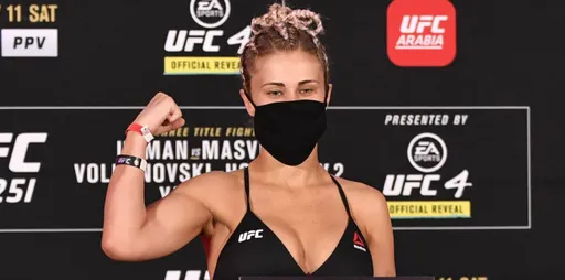 Бывший боец UFC Ванзант уступила в первом бою в Bare Knuckle