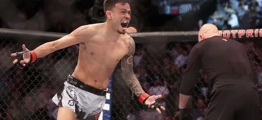 Ройвал победил Морено в главном событии UFC Fight Night 237 в Мексике