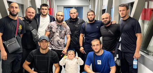 Хабиб прилетел в Бишкек, чтобы посетить турнир Eagle FC 49