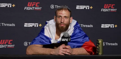 Пуляев: даже девушка-катмен танцевала под песню «Матушка» на UFC Vegas 108